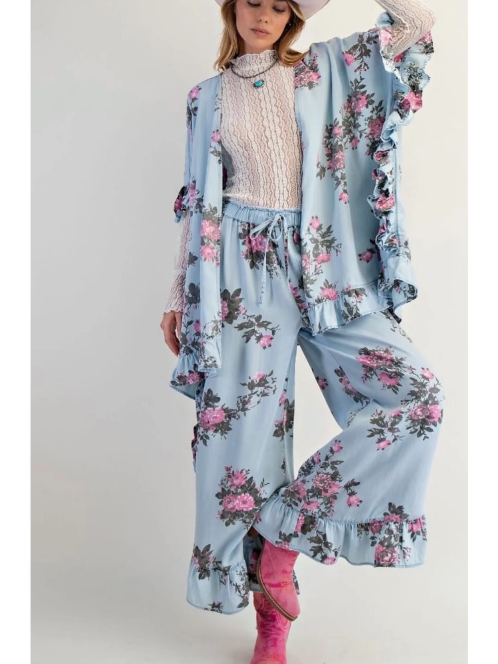 easel Light Blue Floral Wide-Leg Pants with Ruffle Hem